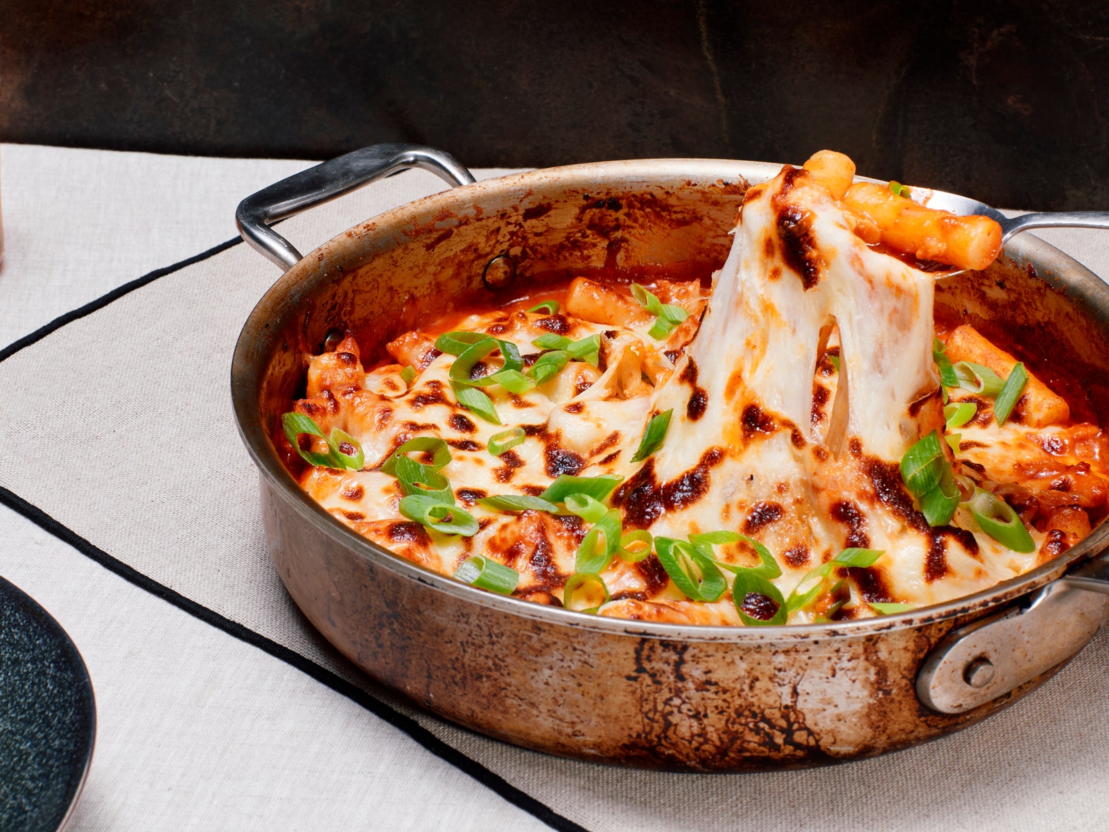Cheesy Buldak (Fire Chicken) With Rice Cakes
